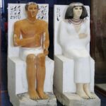 Grupo escultórico egipcio: Rahotep y Nofret (2600 a.C.).