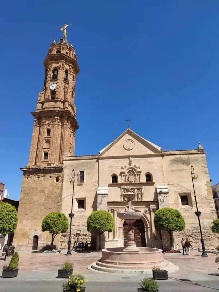 Academia oposiciones Historia Granada, Malaga, Sevilla, Cordoba, Jaen, Almeria, Cadiz, Huelva